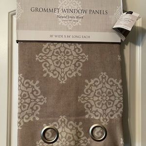 Curtain panel pair